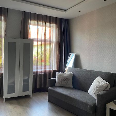 Apartament Karla Iela Windawa Zewnętrze zdjęcie