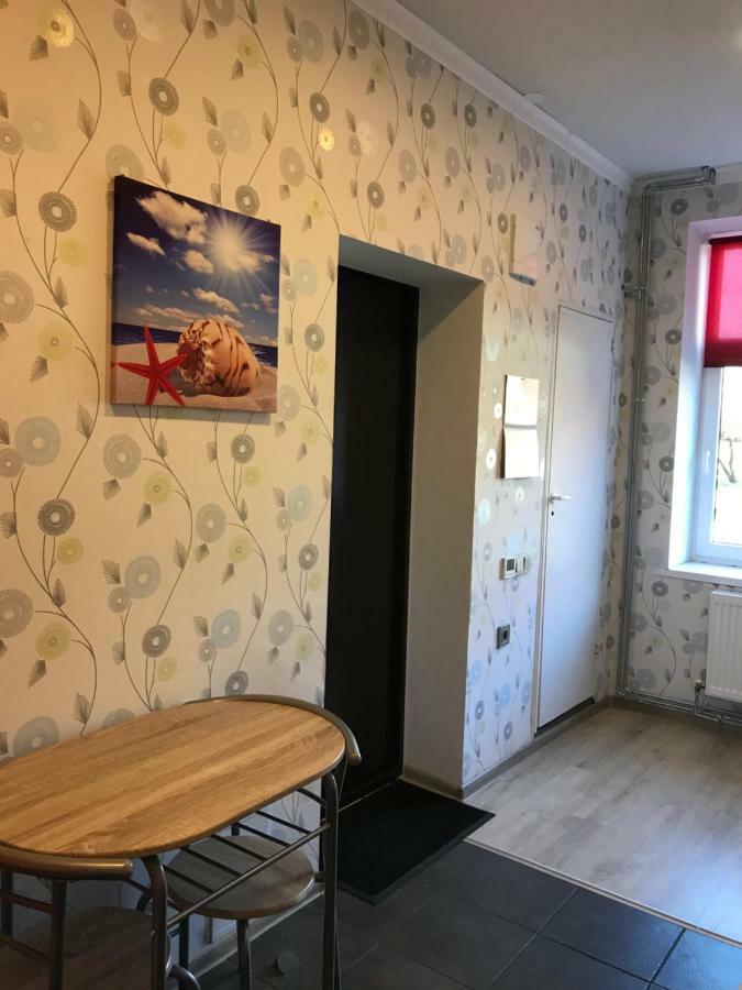 Apartament Karla Iela Windawa Zewnętrze zdjęcie