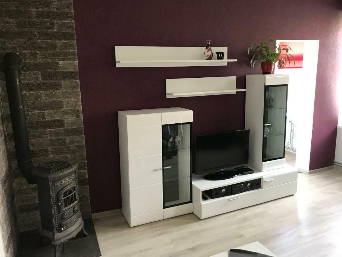 Apartament Karla Iela Windawa Zewnętrze zdjęcie